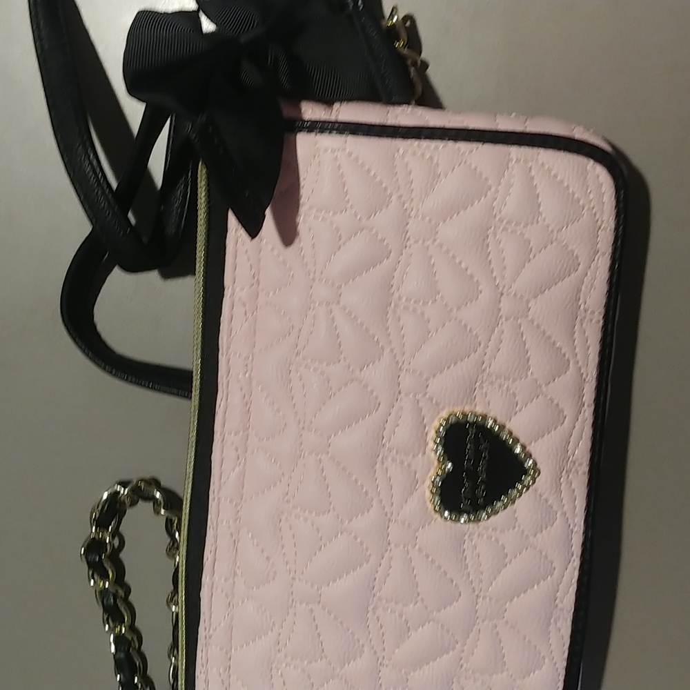 Mild pink betsey Johnson new york bag